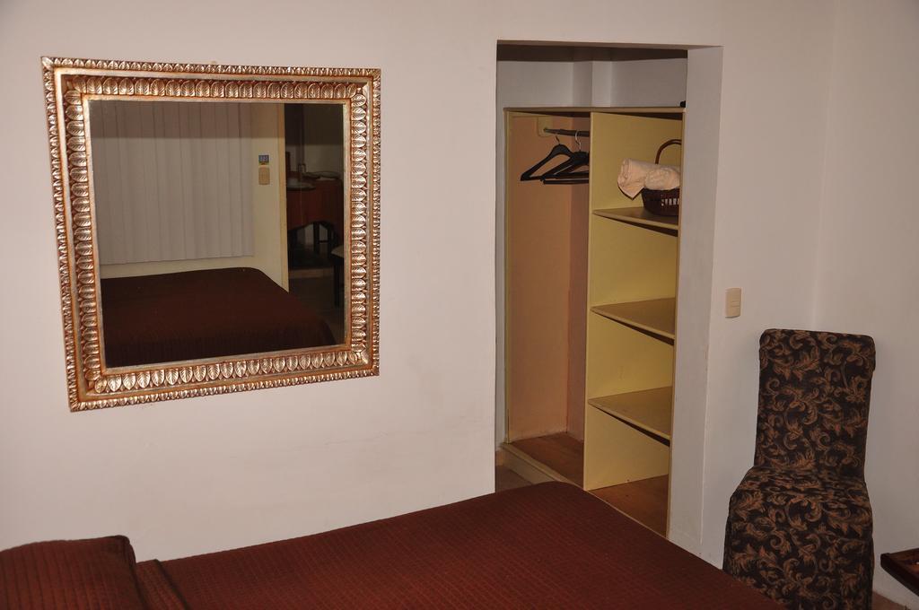 Hotel Casa De Espana La Ceiba Luaran gambar